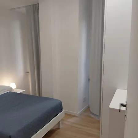 Noh Domus Metronia Apartment *